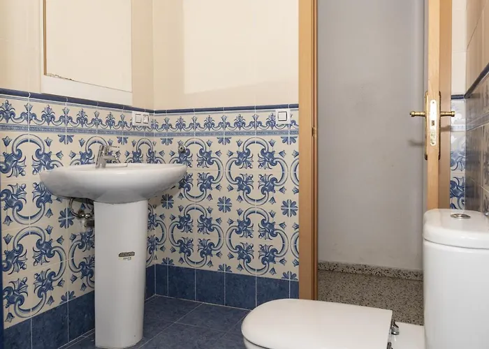 Miralmar, 10º-69 Apartment *